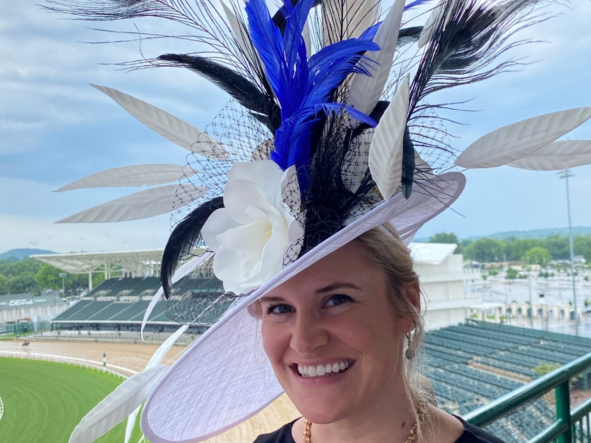 KY Derby Fashion: The great debate – hat first or&nbsp;dress?
